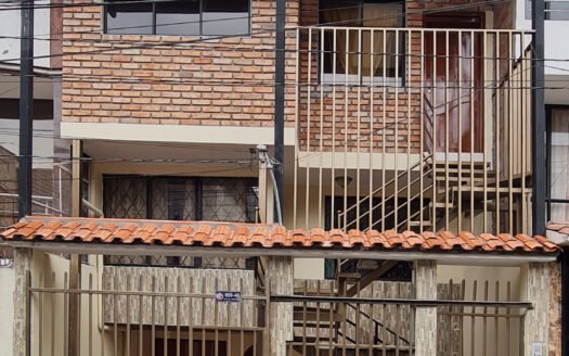 Casa rentera en venta en Esteban Godoy