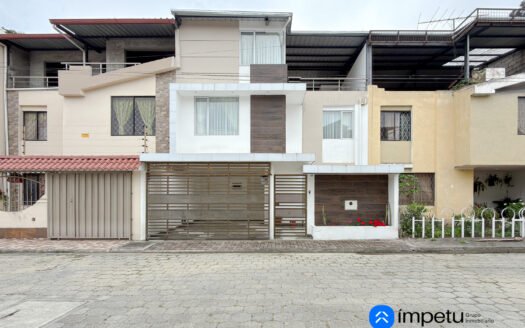 Casa unifamiliar en venta Jipiro